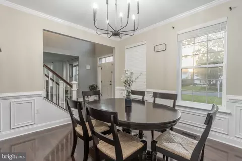 Entry Way - 4907 Seltzer St, Lanham, MD 20706 photo 3 of 12