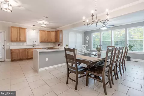 Dining - 4907 Seltzer St, Lanham, MD 20706 photo 1 of 2