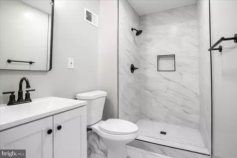 Bath - 7666 E Arbory Ct #254, Laurel, MD 20707 photo 5 of 5