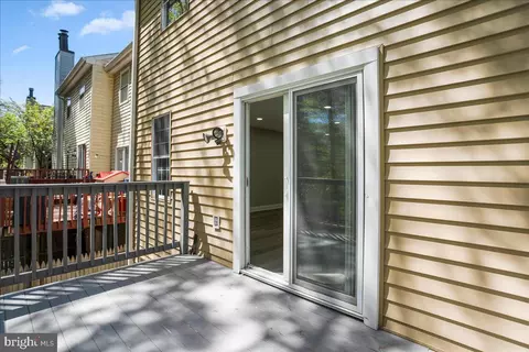 Exterior - 7666 E Arbory Ct #254, Laurel, MD 20707 photo 4 of 6