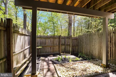 Exterior - 7666 E Arbory Ct #254, Laurel, MD 20707 photo 5 of 6