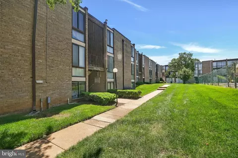8655 Greenbelt Rd #T-2, Greenbelt, MD 20770