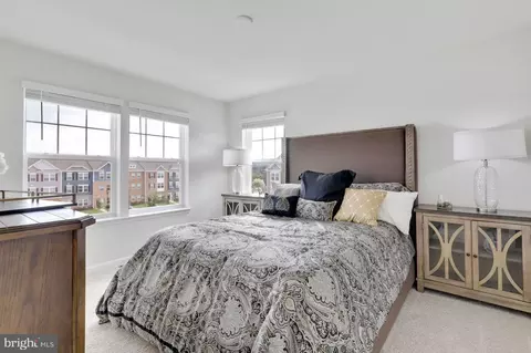 Bedroom - 8835 Mimosa Ave, Clinton, MD 20735 photo 2 of 5