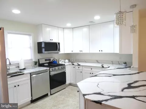 Kitchen - 8642 Leslie Ave, Glenarden, MD 20706 photo 4 of 4