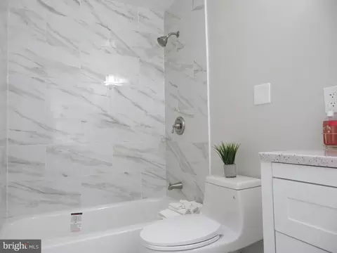 Bath - 8642 Leslie Ave, Glenarden, MD 20706 photo 6 of 7