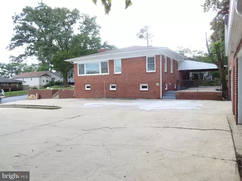 Exterior - 8642 Leslie Ave, Glenarden, MD 20706 photo 2 of 6