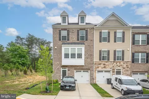 9000 Spruce Tree Ln, Marlboro, MD 20772