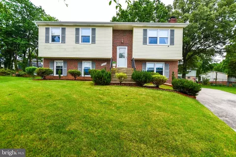4909 Keir Ct, Suitland, MD 20746