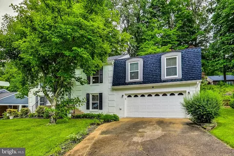 12221 Westview Dr, Marlboro, MD 20772