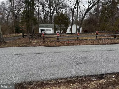 11310 Daisy Ln, Glenn Dale, MD 20769