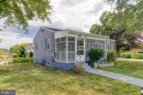 4001 Dent St, Capitol Heights, MD 20743