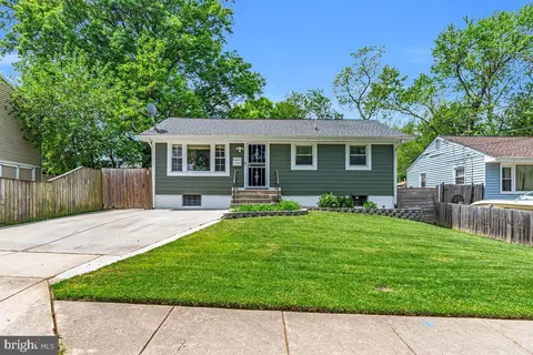 2104 Orchard Pl, Hyattsville, MD 20785