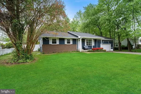 Exterior - 9115 4th St, Lanham, MD 20706 photo 4 of 11