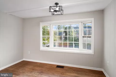 7013 Wren Ln, Lanham, MD 20706 photo 11
