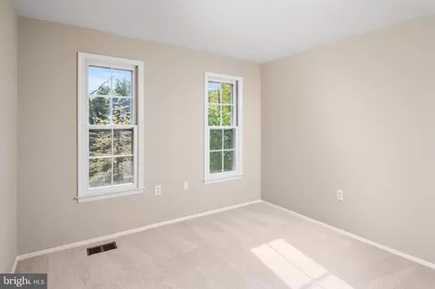 7013 Wren Ln, Lanham, MD 20706 photo 19