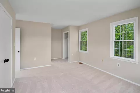 7013 Wren Ln, Lanham, MD 20706 photo 17