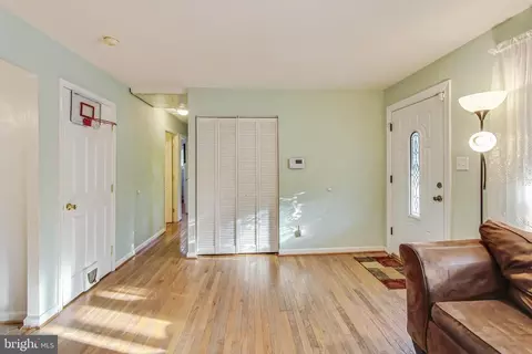 6119 Main St, Lanham, MD 20706 photo 5