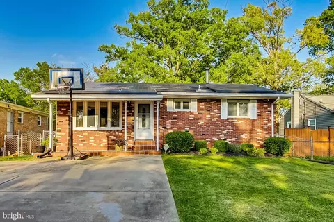6119 Main St, Lanham, MD 20706