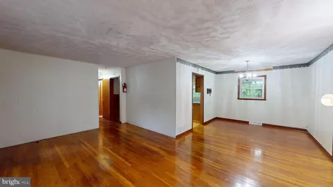 Living - 5103 Baltimore Ln, Lanham, MD 20706 photo 3 of 3