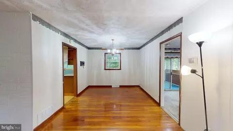Entry Way - 5103 Baltimore Ln, Lanham, MD 20706 photo 2 of 21