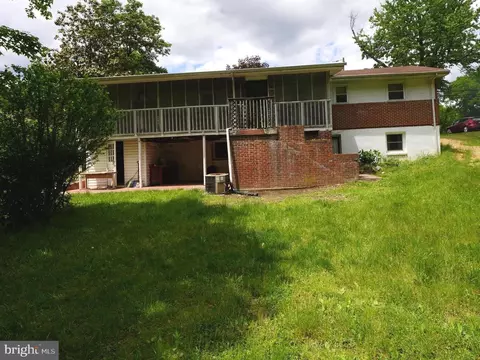 Exterior - 5103 Baltimore Ln, Lanham, MD 20706 photo 11 of 11