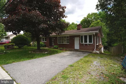 Exterior - 5103 Baltimore Ln, Lanham, MD 20706 photo 2 of 11