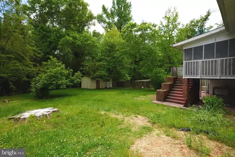 Exterior - 5103 Baltimore Ln, Lanham, MD 20706 photo 7 of 11