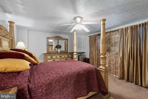 Bedroom - 5703 Plata St, Clinton, MD 20735 photo 5 of 5