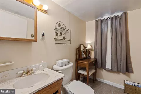 Bath - 5703 Plata St, Clinton, MD 20735 photo 3 of 3