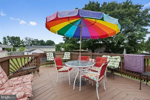 Exterior - 5703 Plata St, Clinton, MD 20735 photo 2 of 8