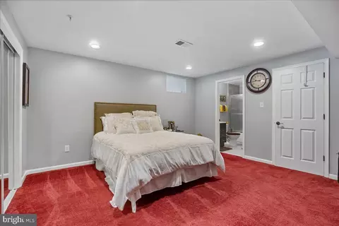 Bedroom - 2210 Dunrobin Dr, Bowie, MD 20721 photo 6 of 6