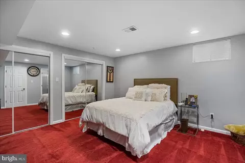 Bedroom - 2210 Dunrobin Dr, Bowie, MD 20721 photo 5 of 6
