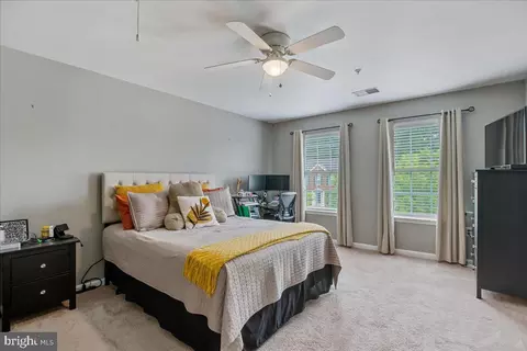 Bedroom - 2210 Dunrobin Dr, Bowie, MD 20721 photo 4 of 6