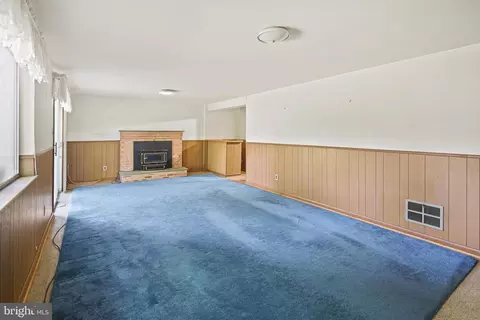 6310 Barrs Ln, Lanham, MD 20706 photo 22