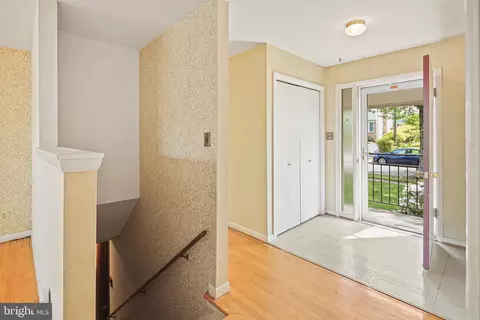 6310 Barrs Ln, Lanham, MD 20706 photo 2