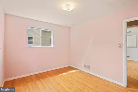 6310 Barrs Ln, Lanham, MD 20706 photo 15