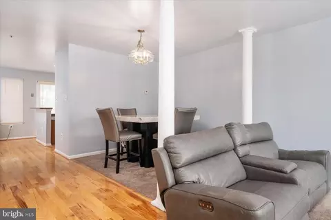 Entry Way - 15513 Ebbynside Ct, Bowie, MD 20716 photo 2 of 7