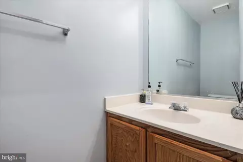 Entry Way - 15513 Ebbynside Ct, Bowie, MD 20716 photo 4 of 7