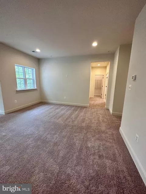 8702 Cedar Chase Dr, Clinton, MD 20735 photo 12