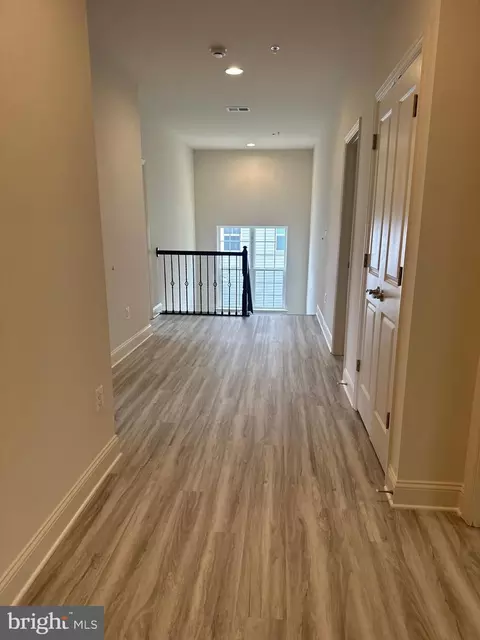8702 Cedar Chase Dr, Clinton, MD 20735 photo 10