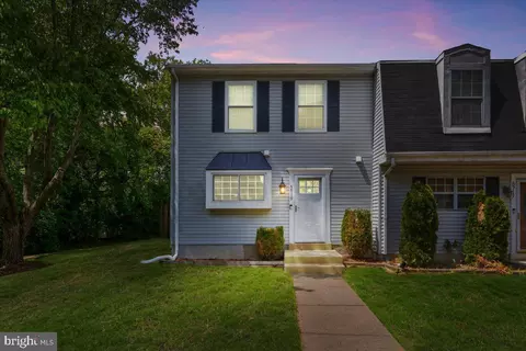 5719 Falkland Pl, Capitol Heights, MD 20743