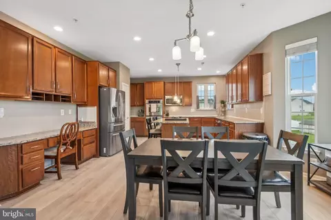 Kitchen - 7103 Solomons Ct, Brandywine, MD 20613 photo 4 of 4