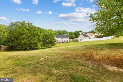 Exterior - 3203 Collins St, Clinton, MD 20735 photo 7 of 8