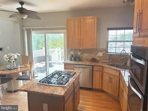 Kitchen - 3203 Collins St, Clinton, MD 20735 photo 2 of 4