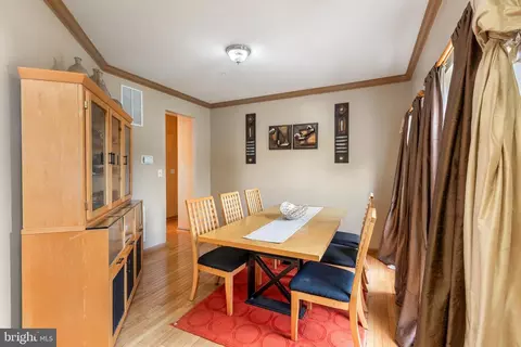 Dining - 3203 Collins St, Clinton, MD 20735 photo 2 of 3