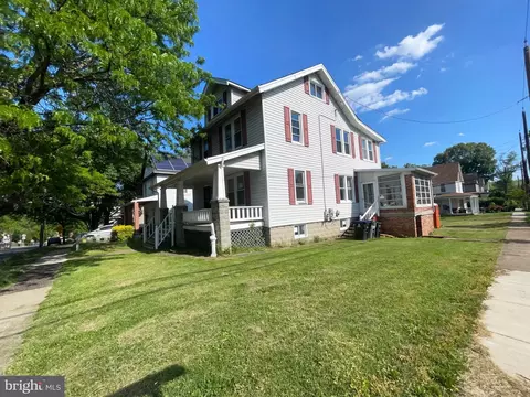 3601 Perry St, Mount Rainier, MD 20712
