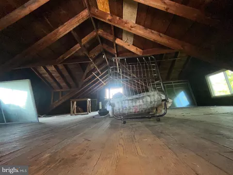 Entry Way - 3601 Perry St, Mount Rainier, MD 20712 photo 4 of 5