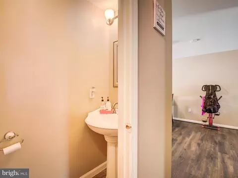 885 Talbott Ave, Laurel, MD 20707 photo 7