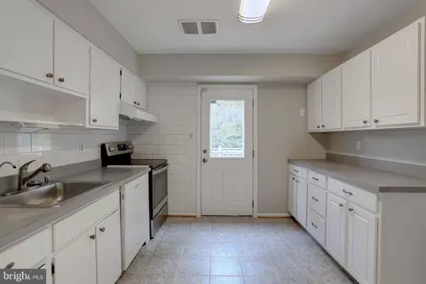 16201 Jerald Rd, Laurel, MD 20707 photo 9