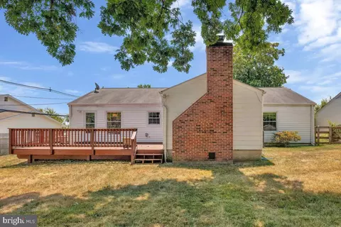 Exterior - 8610 Portsmouth Dr, Laurel, MD 20708 photo 4 of 4